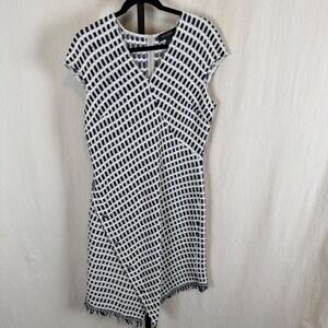 St John Knit Dress Geometric Pattern V Neck Cap Sleeve Fringe Hem Size 10